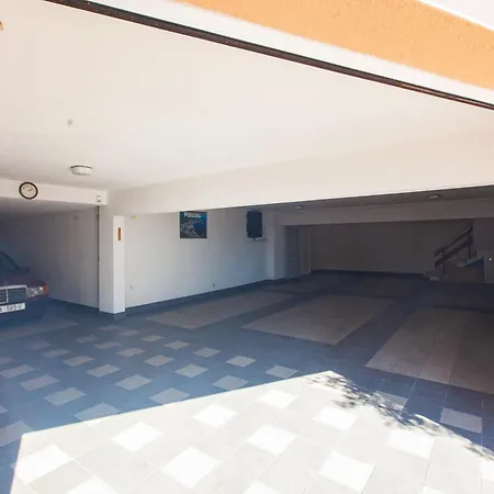 Apartment No.5